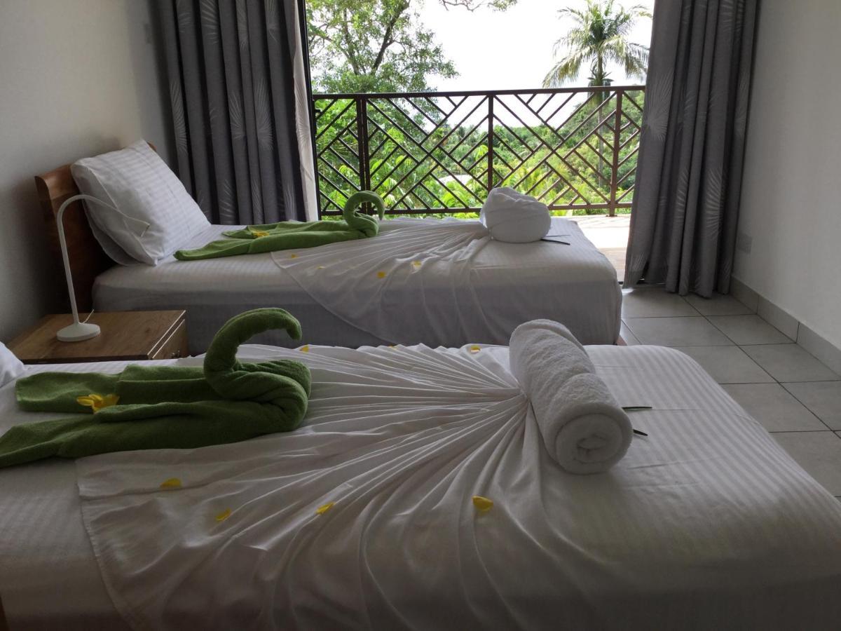 Bougainvillas Seychelles Anse Royale Luaran gambar