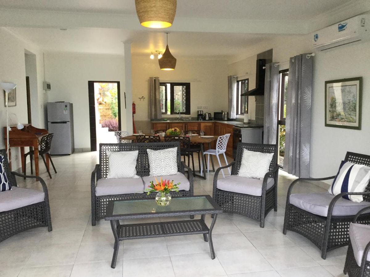 Bougainvillas Seychelles Anse Royale Luaran gambar