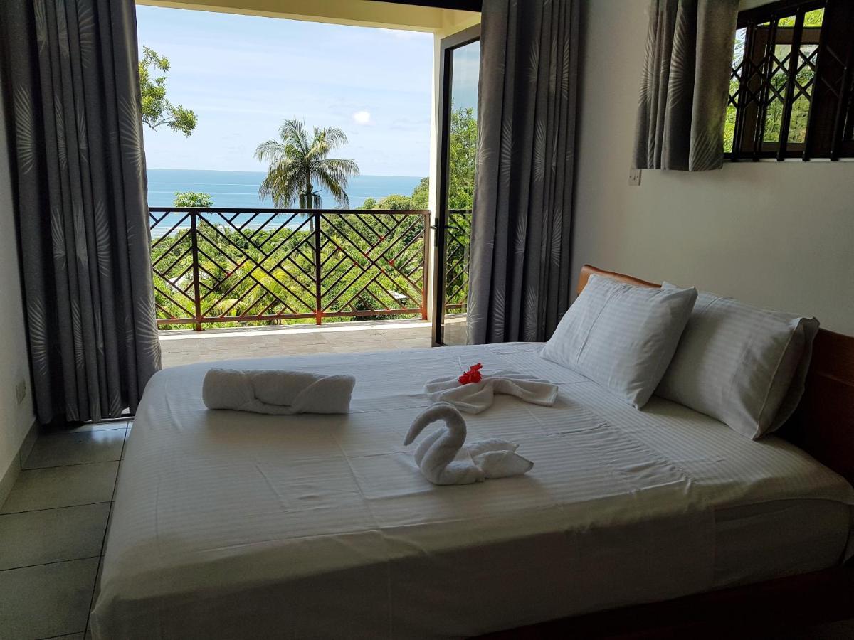 Bougainvillas Seychelles Anse Royale Luaran gambar