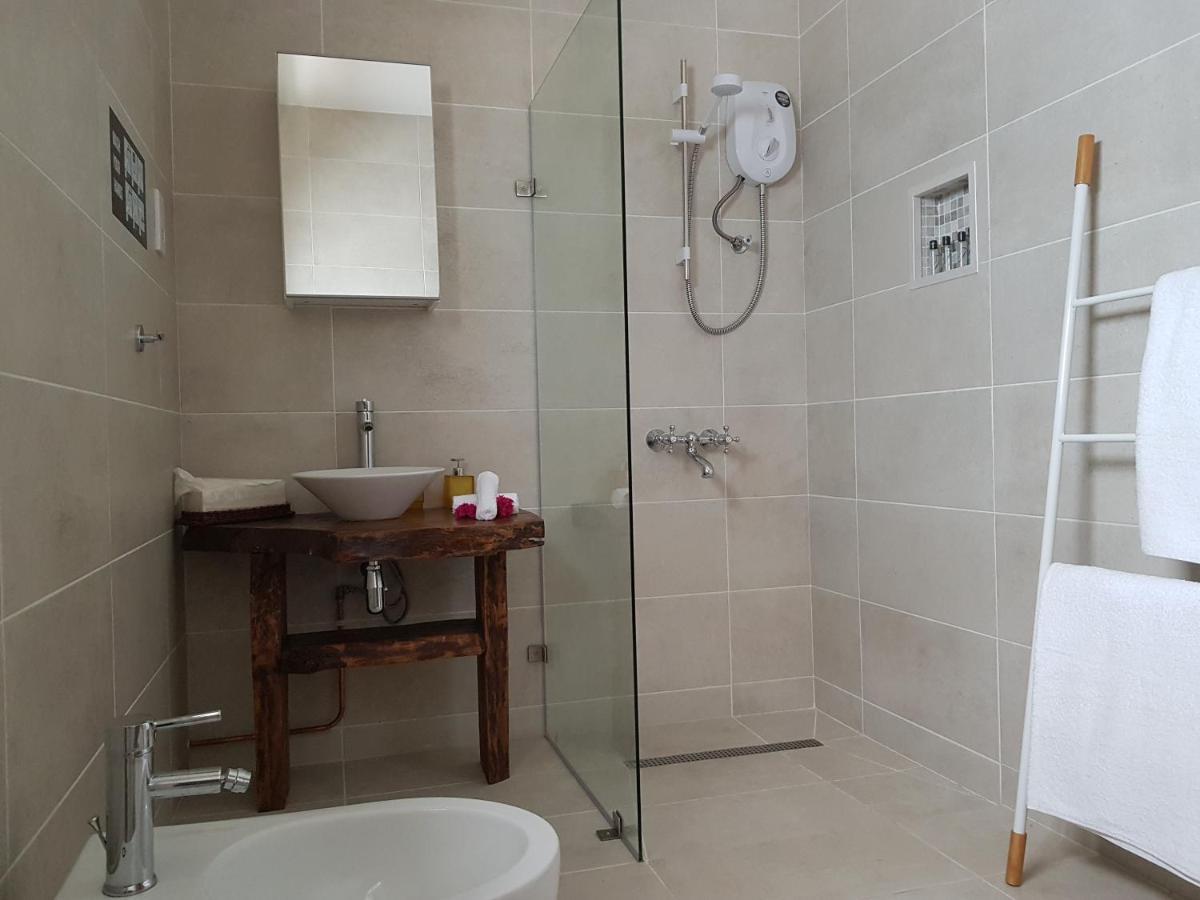 Bougainvillas Seychelles Anse Royale Luaran gambar
